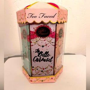 Too Faced La Belle (Makeup) Carousol
